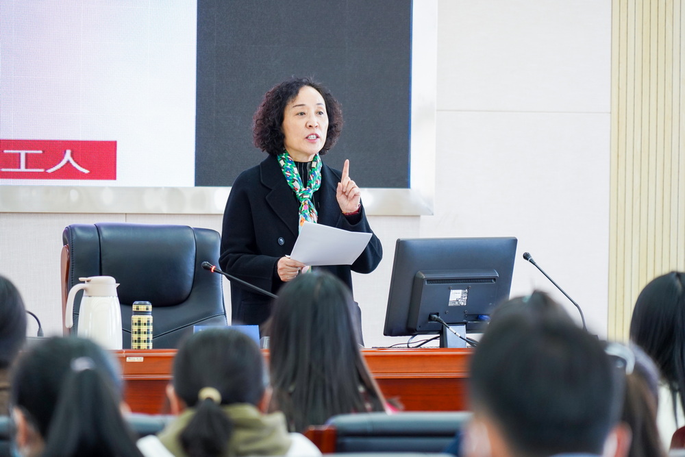 1678114609932063678.jpg 2-2023年3月6日 党委副书记、校长任晖为全校团员干部讲授开学第一课 (9)_调整大小.jpg